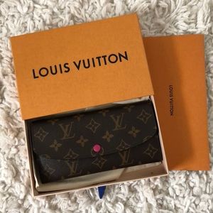 Louis Vuitton Emilie Wallet